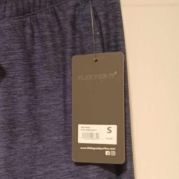 90 Degrees by Reflex Women's Jogger Camo Pants in - Picture 4 of 7